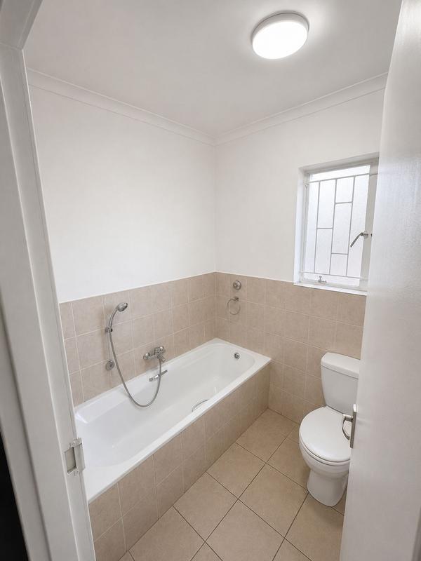 To Let 2 Bedroom Property for Rent in Greenstone Hill Gauteng