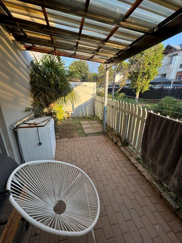 To Let 2 Bedroom Property for Rent in Greenstone Hill Gauteng