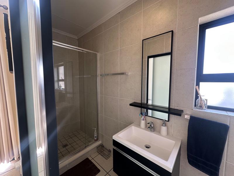 2 Bedroom Property for Sale in Greenstone Hill Gauteng