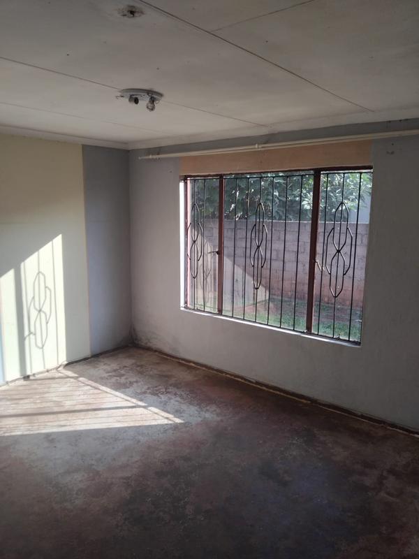 2 Bedroom Property for Sale in Vosloorus Gauteng