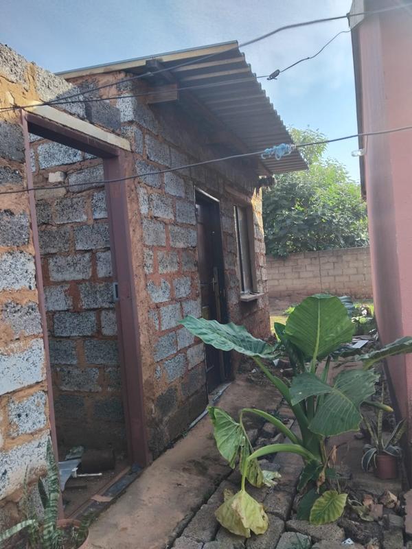 2 Bedroom Property for Sale in Vosloorus Gauteng