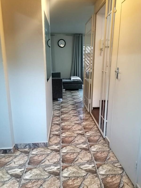 2 Bedroom Property for Sale in Lindhaven Gauteng