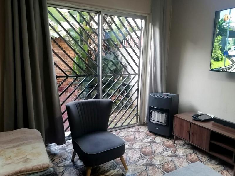 2 Bedroom Property for Sale in Lindhaven Gauteng