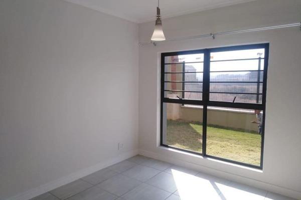 To Let 3 Bedroom Property for Rent in Waterfall Gauteng