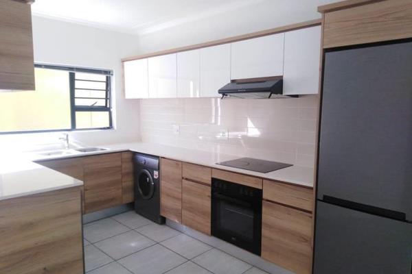 To Let 3 Bedroom Property for Rent in Waterfall Gauteng
