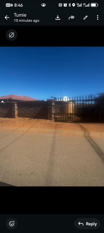 2 Bedroom Property for Sale in Zonkezizwe Gauteng
