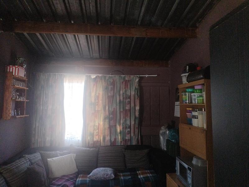 2 Bedroom Property for Sale in Zonkezizwe Gauteng