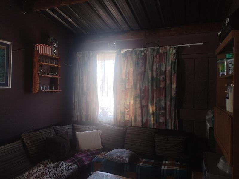 2 Bedroom Property for Sale in Zonkezizwe Gauteng