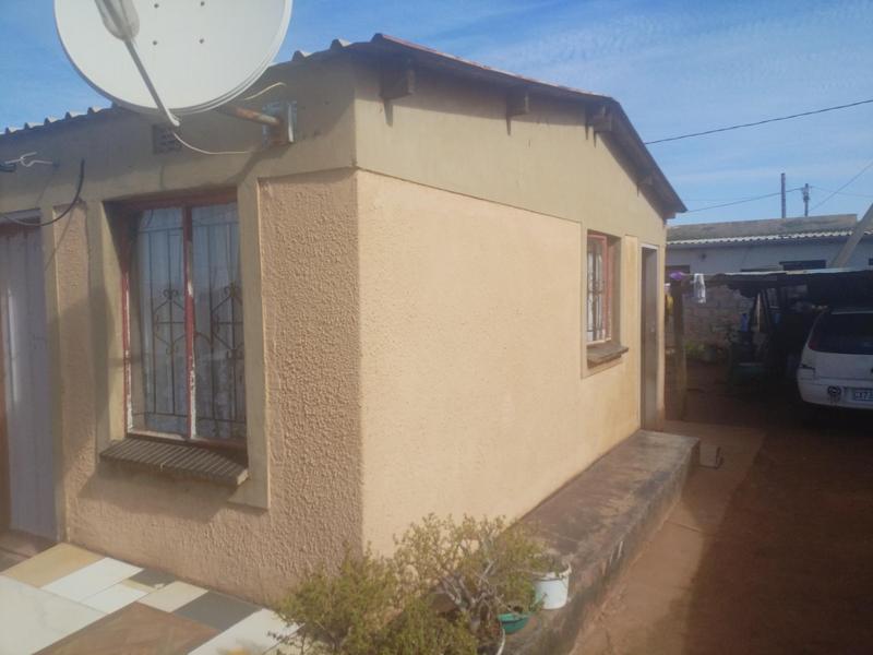 2 Bedroom Property for Sale in Zonkezizwe Gauteng