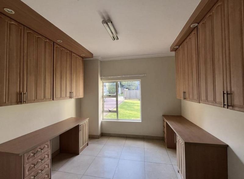 4 Bedroom Property for Sale in Midstream Estate Gauteng