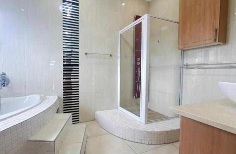 4 Bedroom Property for Sale in Midstream Estate Gauteng