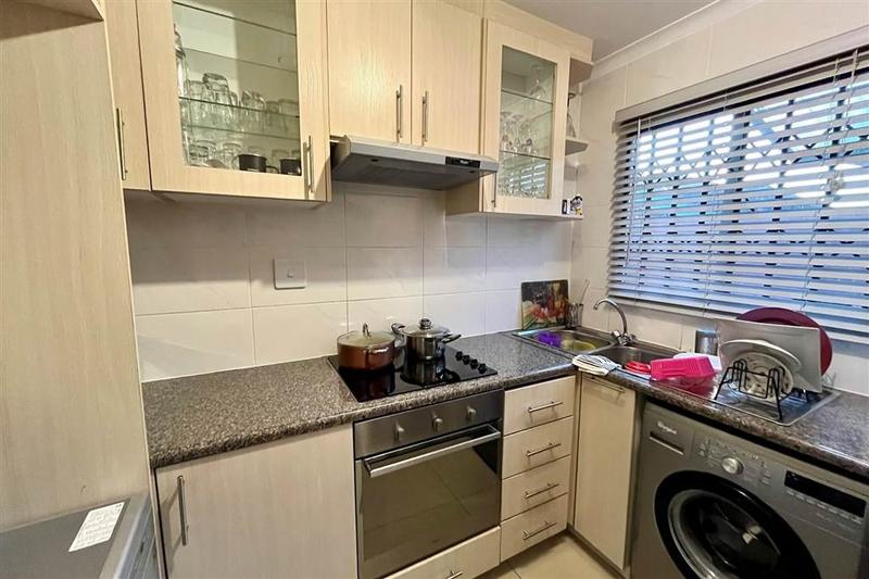 To Let 2 Bedroom Property for Rent in Klippoortje Gauteng
