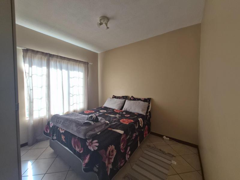 2 Bedroom Property for Sale in Mooikloof Ridge Gauteng
