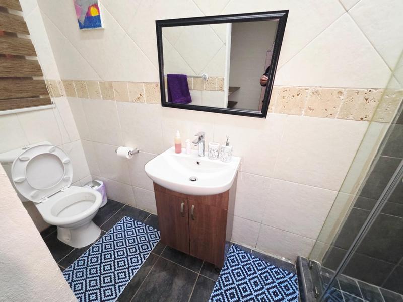 To Let 5 Bedroom Property for Rent in Rivonia Gauteng