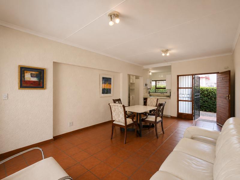 To Let 2 Bedroom Property for Rent in Waterkloof A H Gauteng