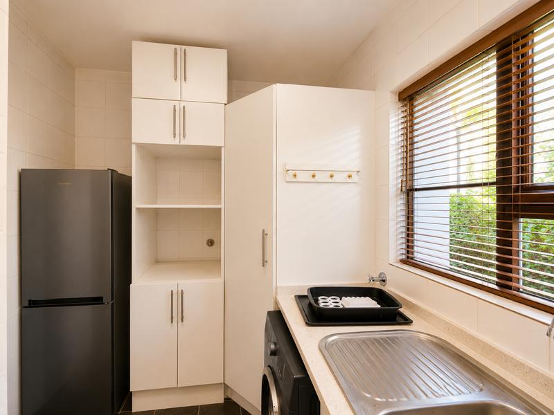 To Let 2 Bedroom Property for Rent in Waterkloof A H Gauteng