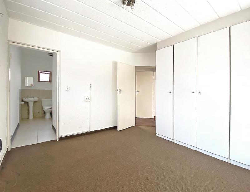 2 Bedroom Property for Sale in Craighall Gauteng