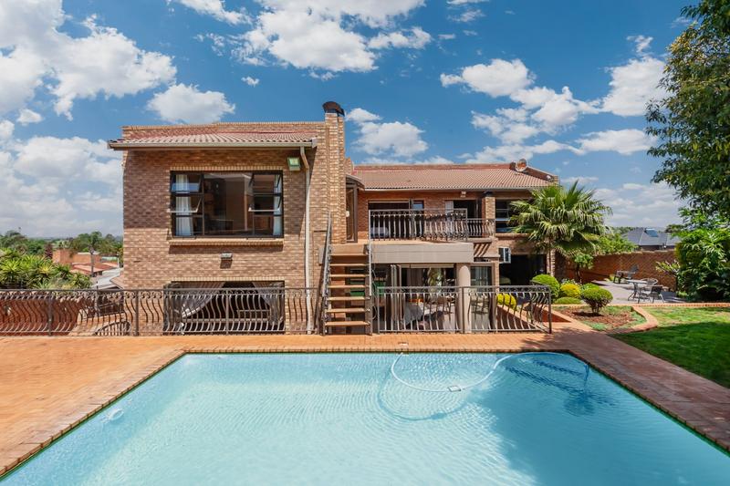 5 Bedroom Property for Sale in Meyersdal Gauteng