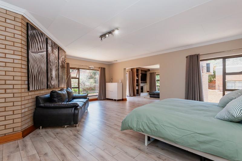 5 Bedroom Property for Sale in Meyersdal Gauteng
