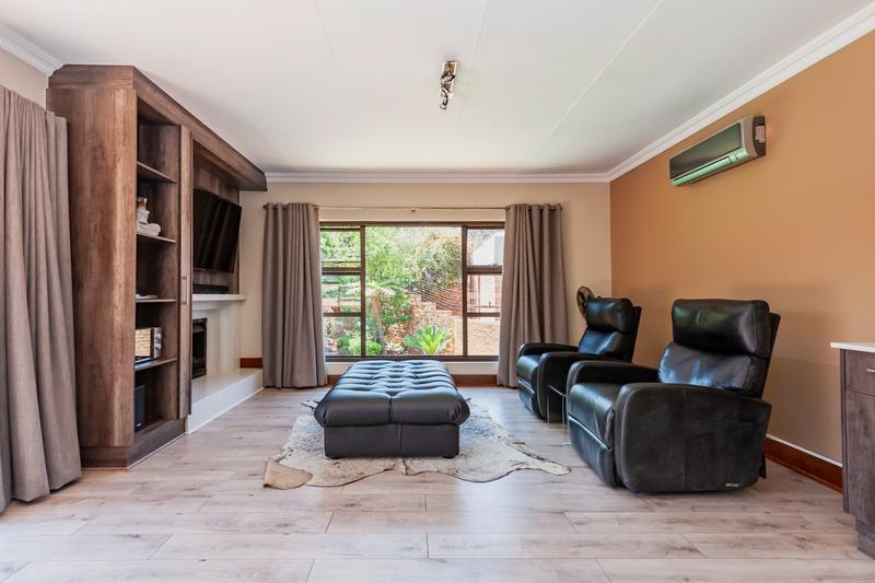 5 Bedroom Property for Sale in Meyersdal Gauteng