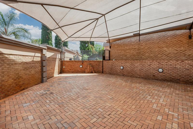 5 Bedroom Property for Sale in Meyersdal Gauteng