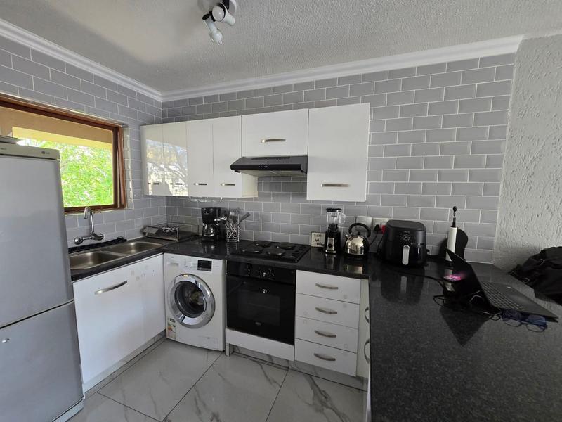 2 Bedroom Property for Sale in New Redruth Gauteng