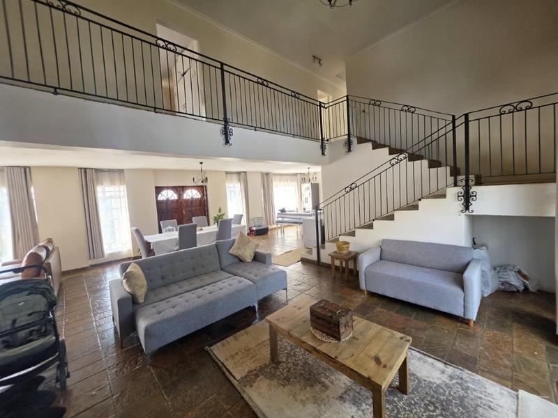5 Bedroom Property for Sale in Walkerville Gauteng