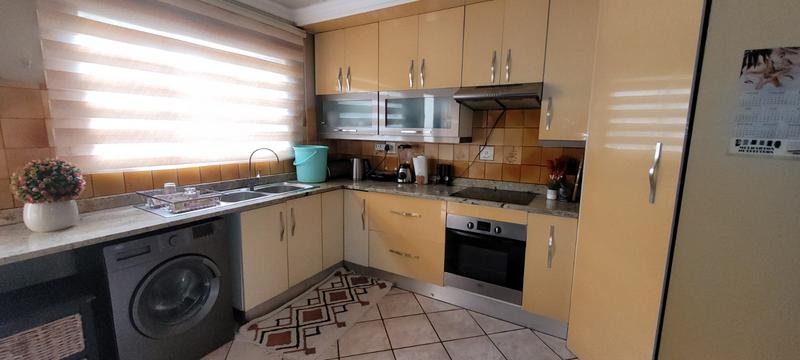 4 Bedroom Property for Sale in Liefde en Vrede Gauteng