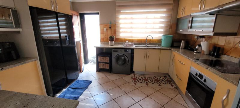 4 Bedroom Property for Sale in Liefde en Vrede Gauteng
