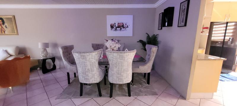 4 Bedroom Property for Sale in Liefde en Vrede Gauteng