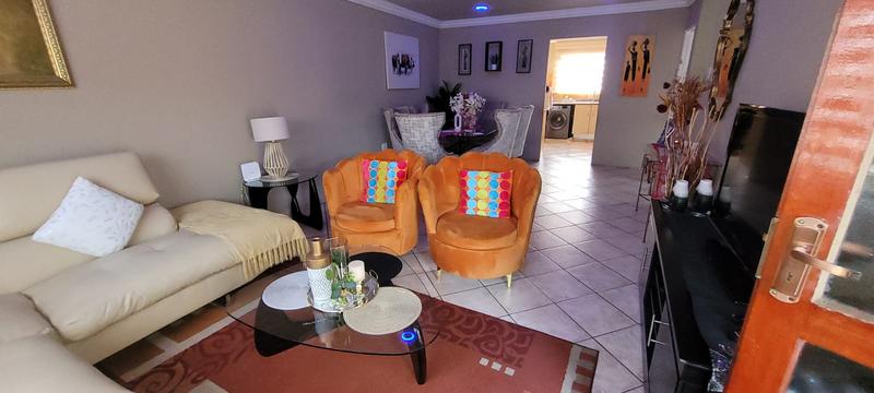 4 Bedroom Property for Sale in Liefde en Vrede Gauteng