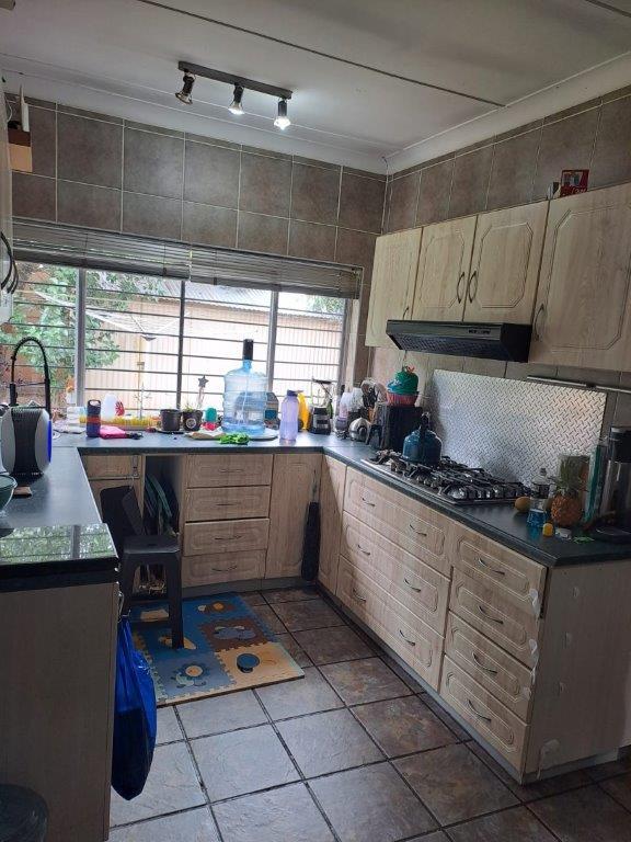 5 Bedroom Property for Sale in Lyttelton Manor Gauteng