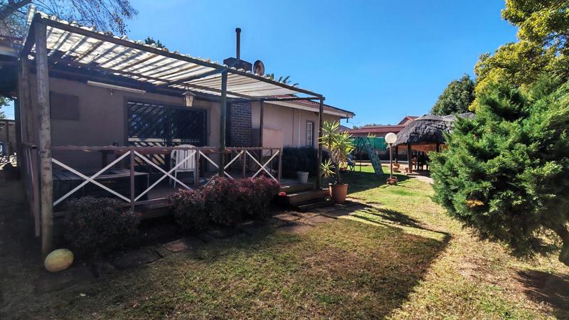 5 Bedroom Property for Sale in Lyttelton Manor Gauteng