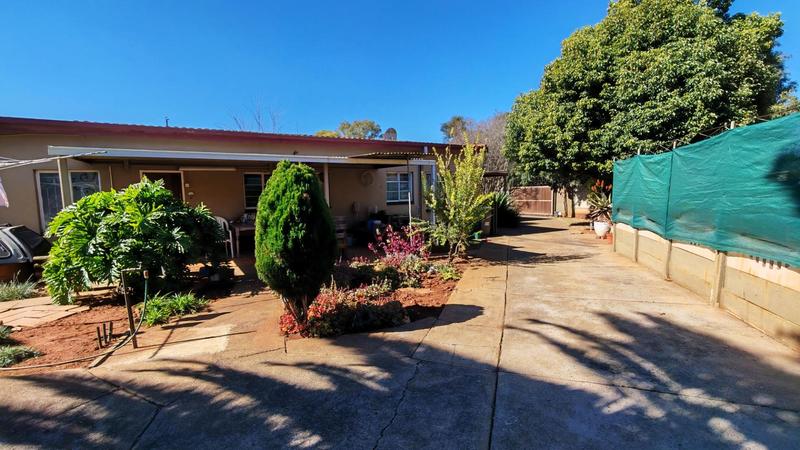 5 Bedroom Property for Sale in Lyttelton Manor Gauteng