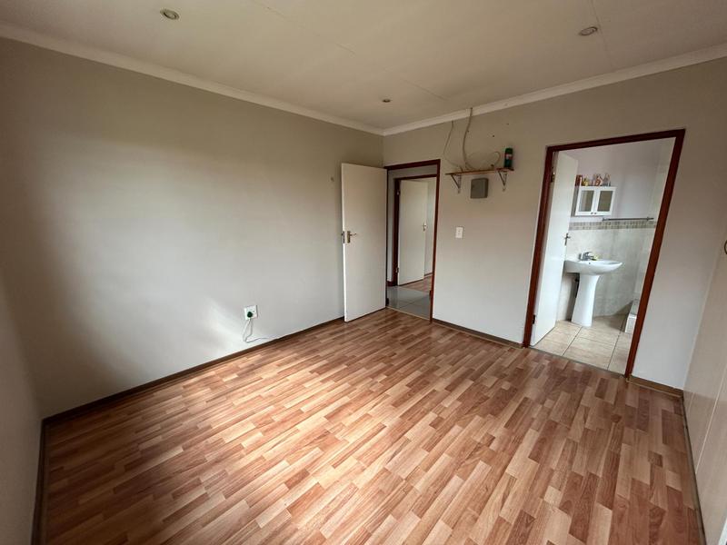 To Let 5 Bedroom Property for Rent in The Reeds Gauteng