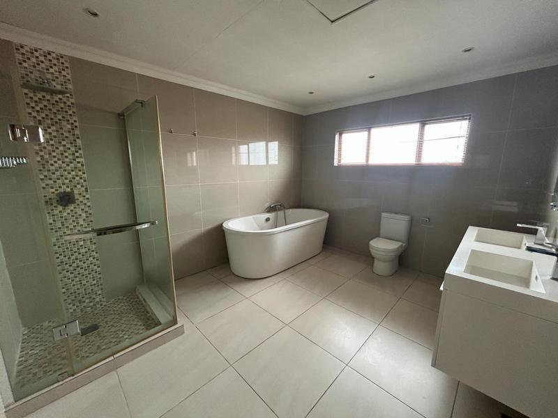 To Let 5 Bedroom Property for Rent in The Reeds Gauteng