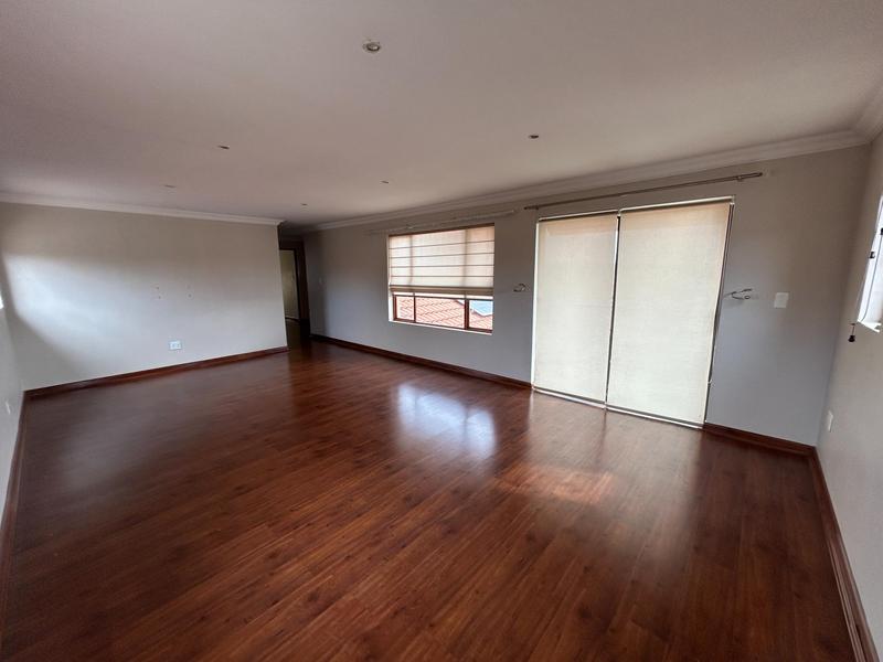 To Let 5 Bedroom Property for Rent in The Reeds Gauteng