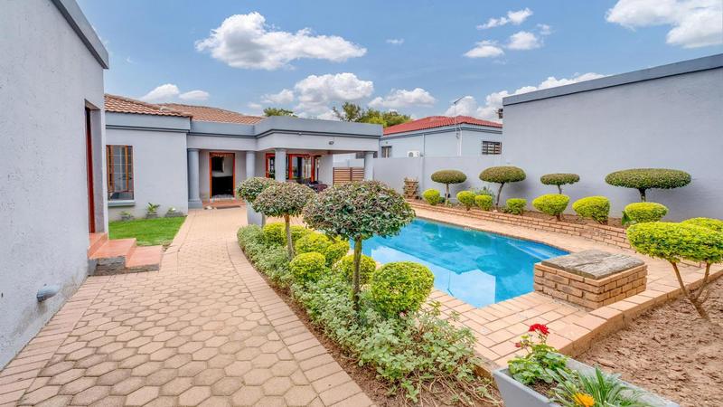 3 Bedroom Property for Sale in Sharonlea Gauteng