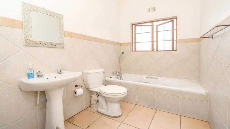 3 Bedroom Property for Sale in Sharonlea Gauteng
