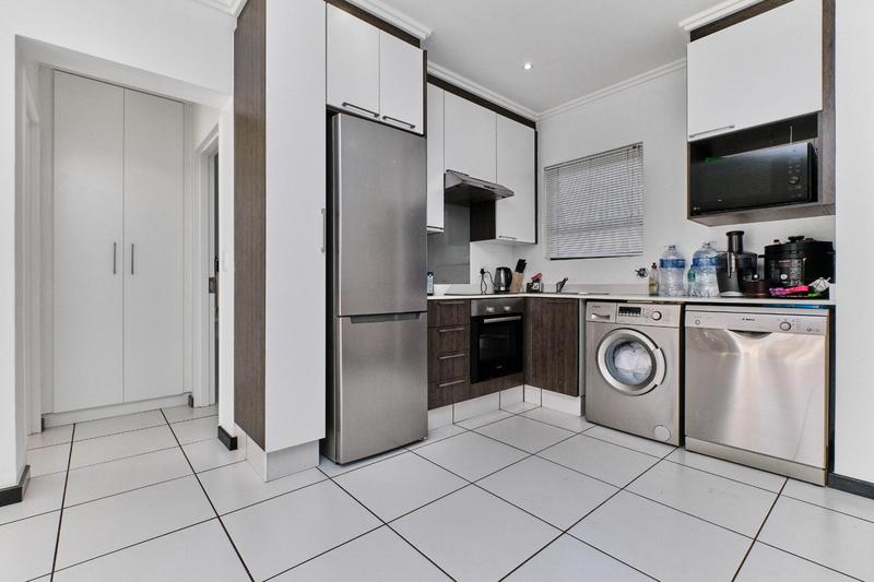 To Let 1 Bedroom Property for Rent in Lonehill Gauteng