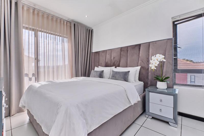 To Let 1 Bedroom Property for Rent in Lonehill Gauteng