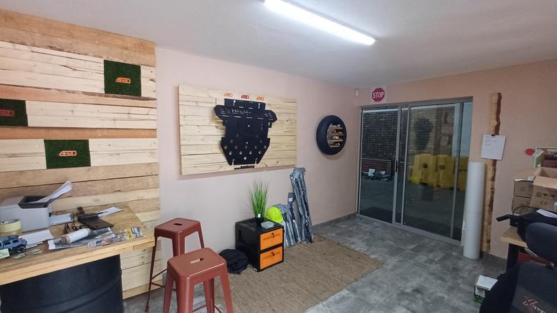 To Let Commercial Property for Rent in Hennopspark Gauteng