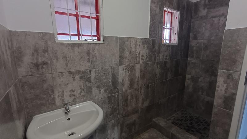 To Let Commercial Property for Rent in Hennopspark Gauteng