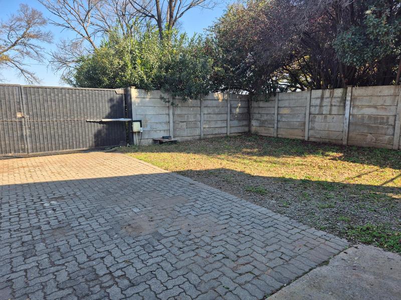 To Let Commercial Property for Rent in Duncanville Gauteng
