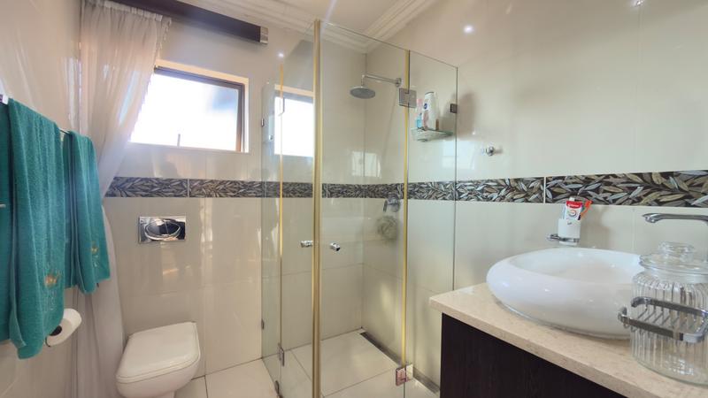 6 Bedroom Property for Sale in Aquavista Mountain Estate Gauteng