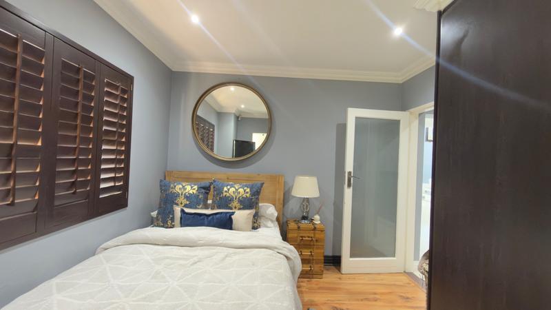 6 Bedroom Property for Sale in Aquavista Mountain Estate Gauteng