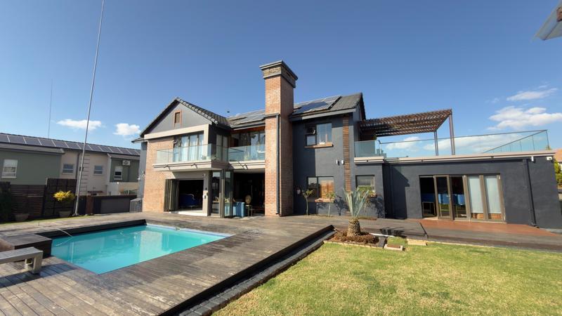 6 Bedroom Property for Sale in Aquavista Mountain Estate Gauteng