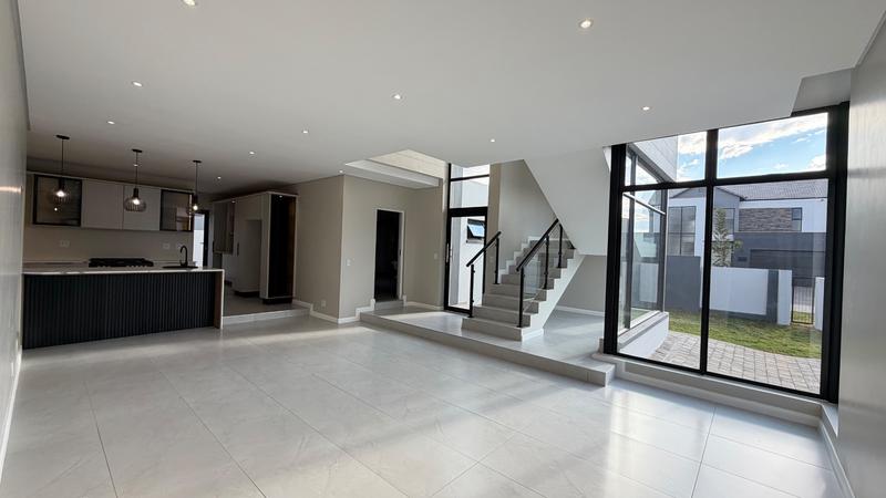 4 Bedroom Property for Sale in Fountainbrook Estate Gauteng