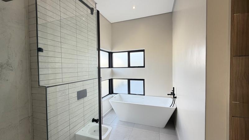 4 Bedroom Property for Sale in Fountainbrook Estate Gauteng