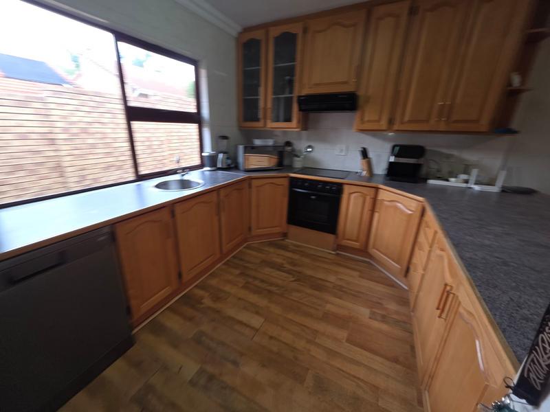 To Let 3 Bedroom Property for Rent in Blue Gill Estate Gauteng